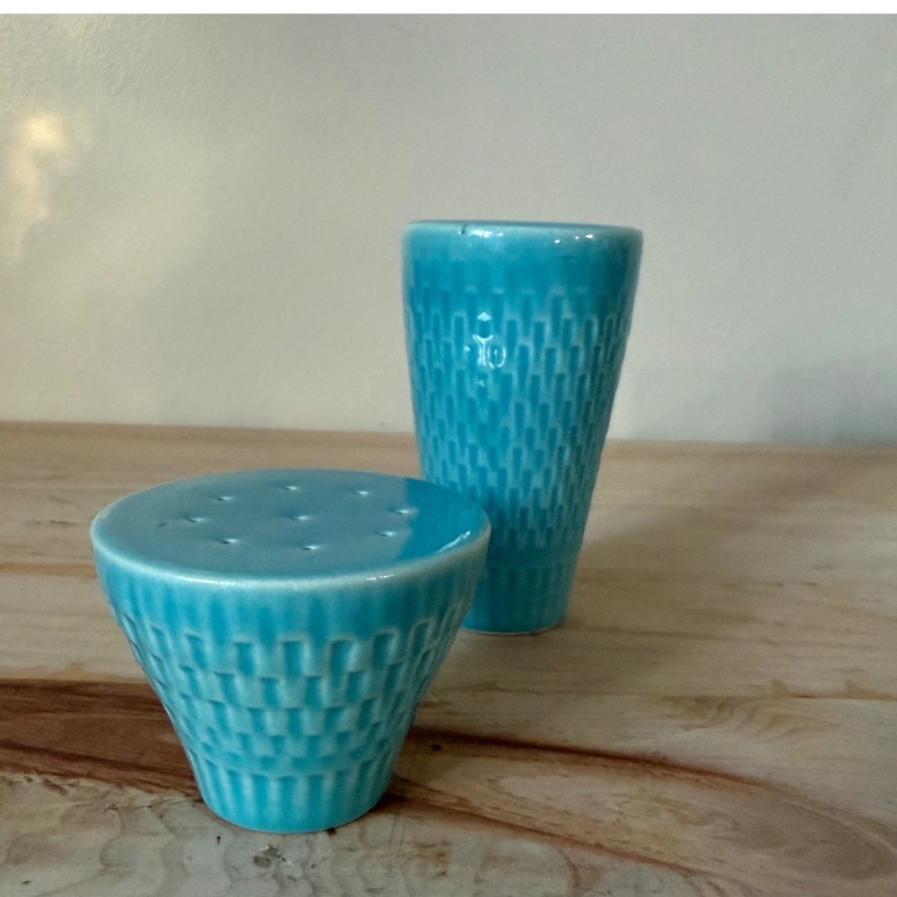 Vintage Red Wing Pottery Driftwood Salt & Pepper Shakers Turquoise MCM USA